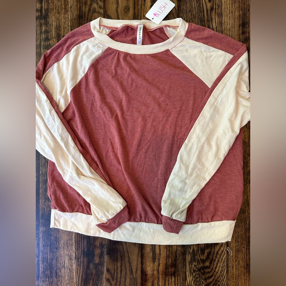 Soft Contrast Solid Long Sleeve Top in Rust/White - Picture 2 of 6